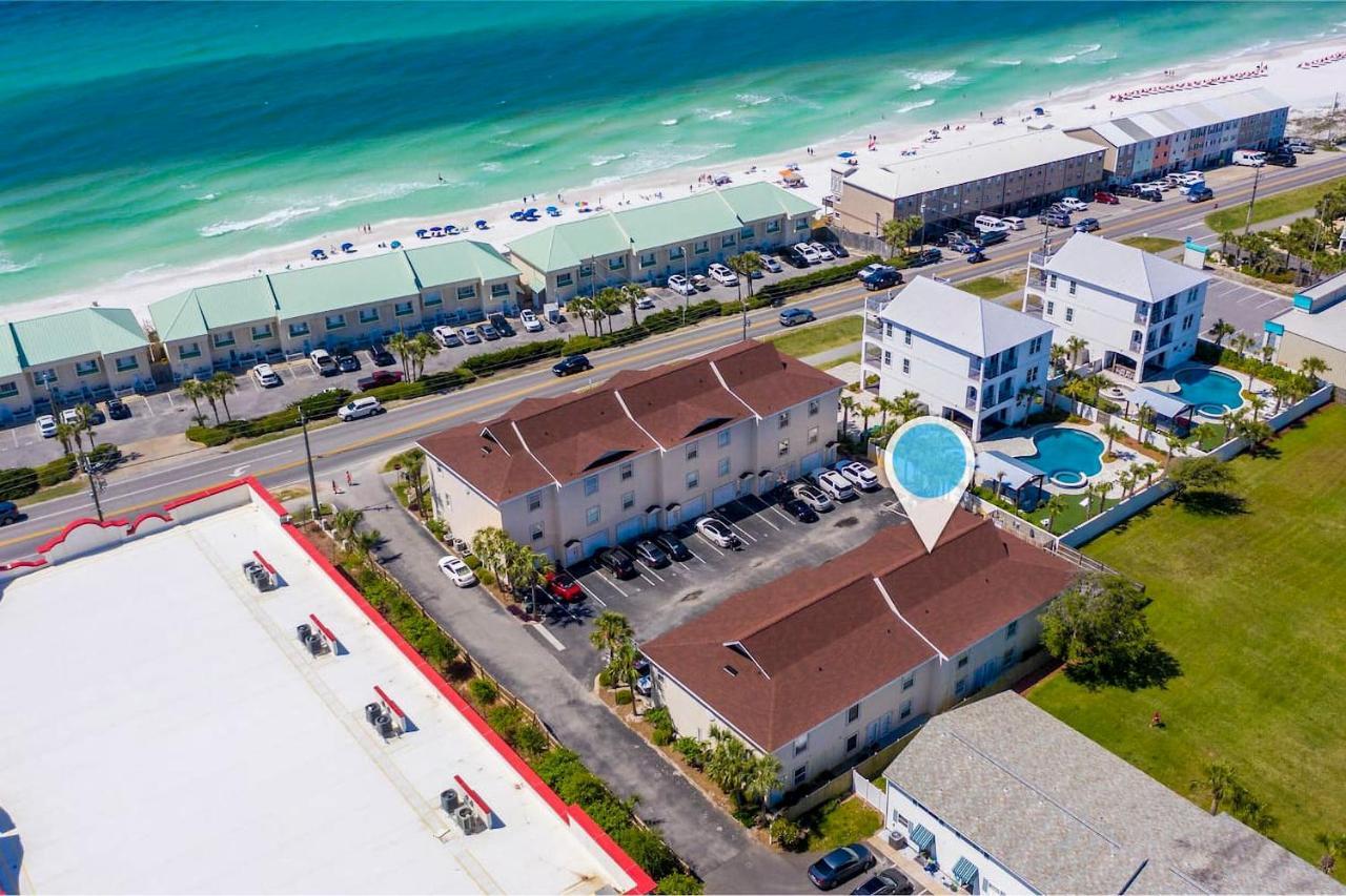 Beautiful Townhome Steps From Miramar Beach! Дестин Экстерьер фото